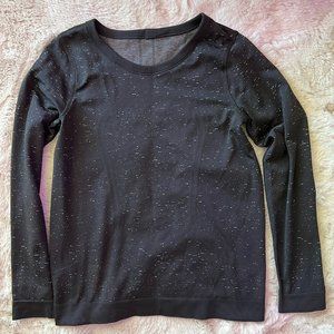 Lululemon Long Sleeve Black With White Texture Athletic Shirt Size 6